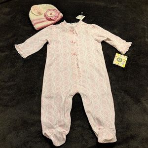 NWT Little Me pink & white pajamas & knitted cap